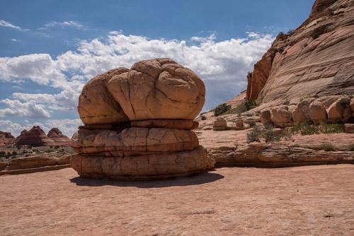 Hamburger Rock in Coyote Buttes North